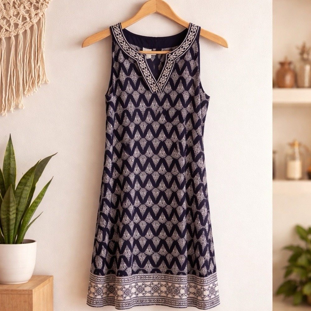 Magnolia Grace Alhambra Embroidered Trim Knit Dress Blue White Size Small NWT